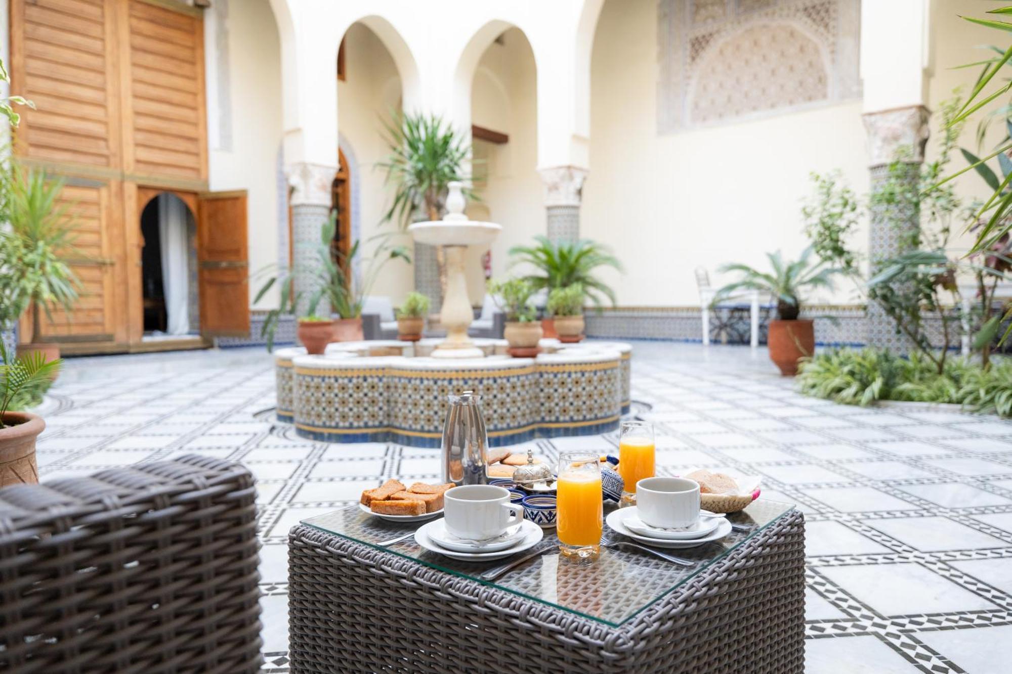 Riad Al Ansari Фес Екстериор снимка