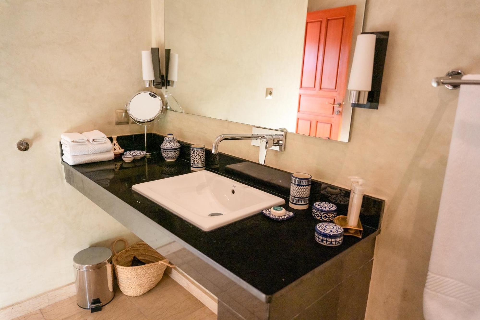 Riad Al Ansari Фес Екстериор снимка